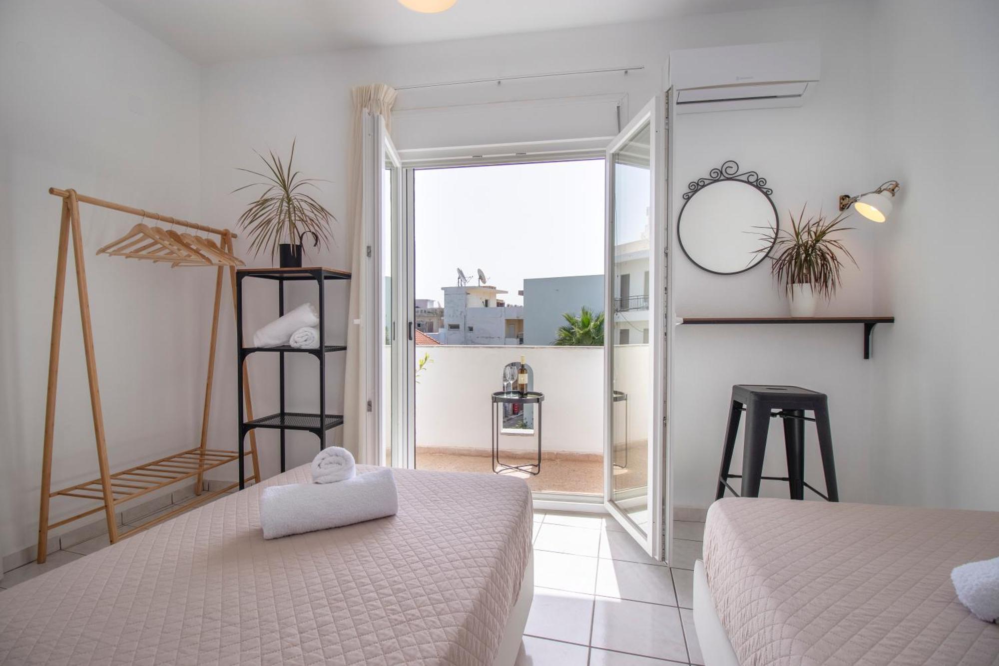 Babilia Central Appartment Suites Limenas Hersonisou Херсониссос Экстерьер фото
