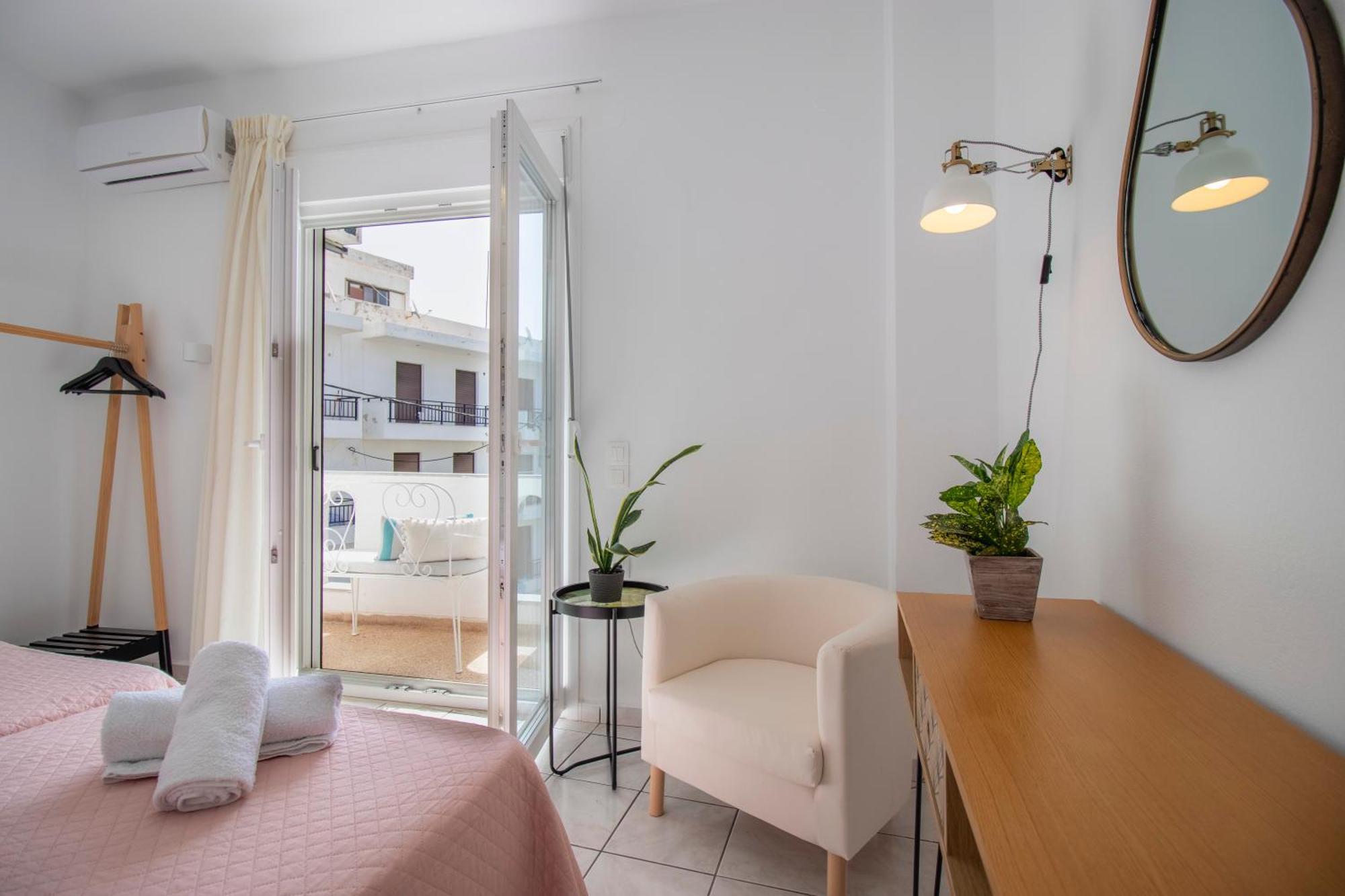 Babilia Central Appartment Suites Limenas Hersonisou Херсониссос Экстерьер фото